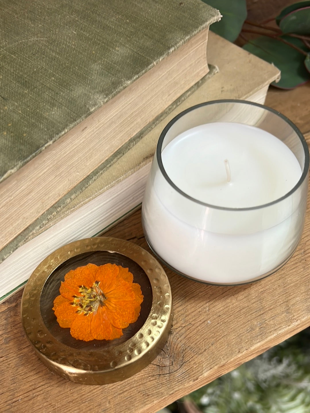 Hand-Poured Pressed Floral Candle Glass Sunlit Neroli Small