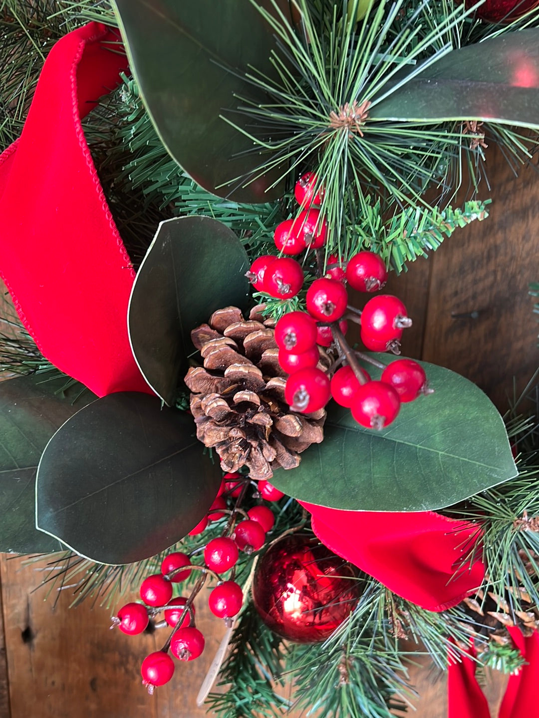 Cottage Christmas Wreath 24"D