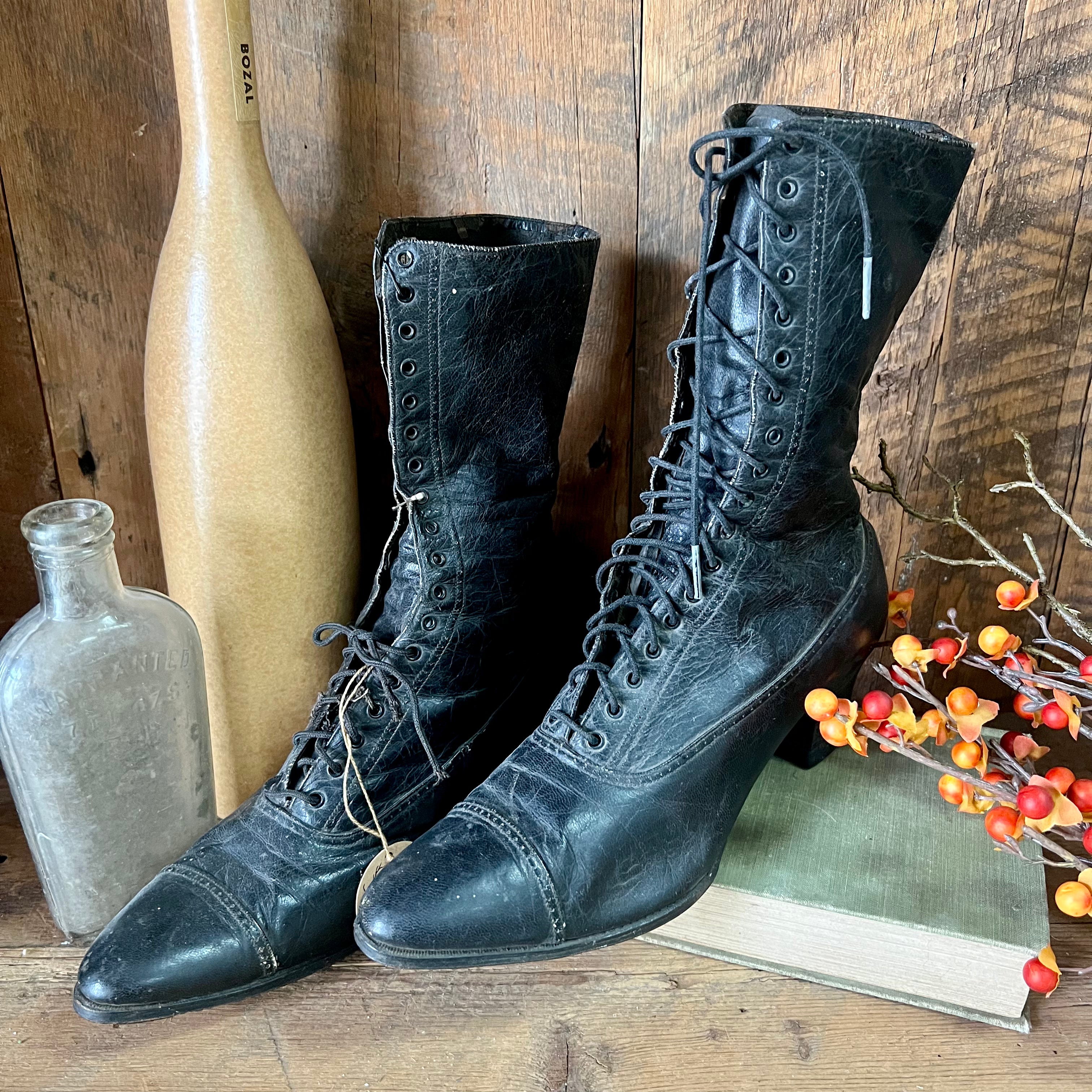 Victorian sales black boots